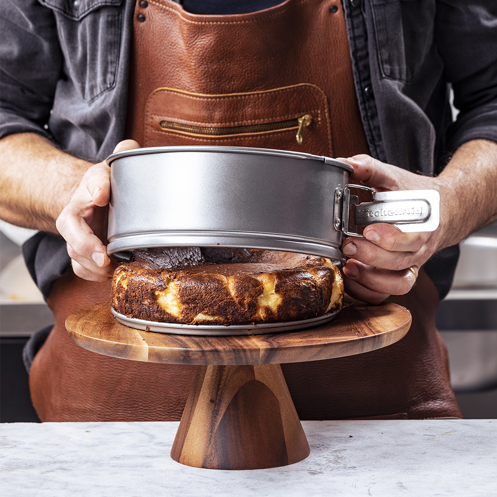 KitchenAid Metal Bakeware Springform 24 cm