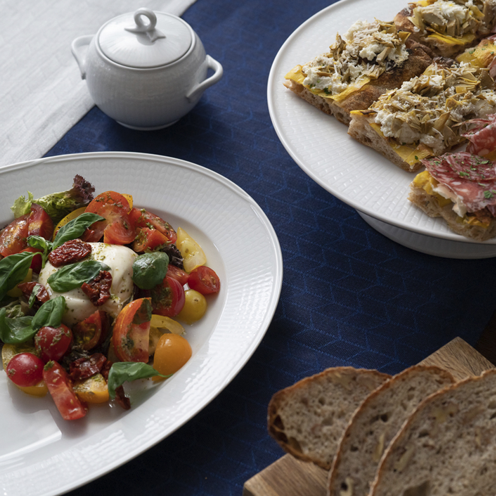 Swedish Grace Bordsduk 145x270 cm Midnatt