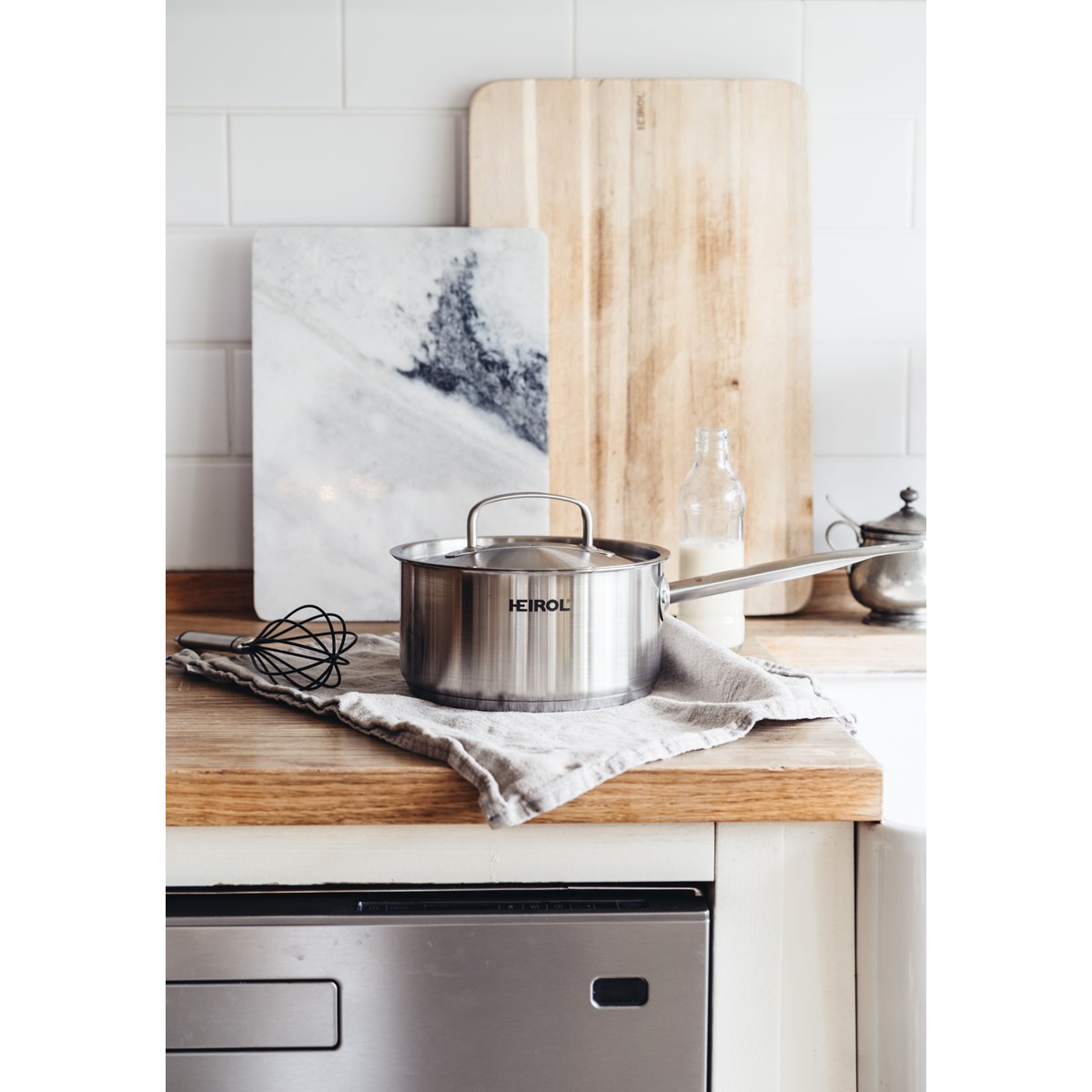 Cerasafe+ Gryta Med Lock 18 cm 2,3 Liter