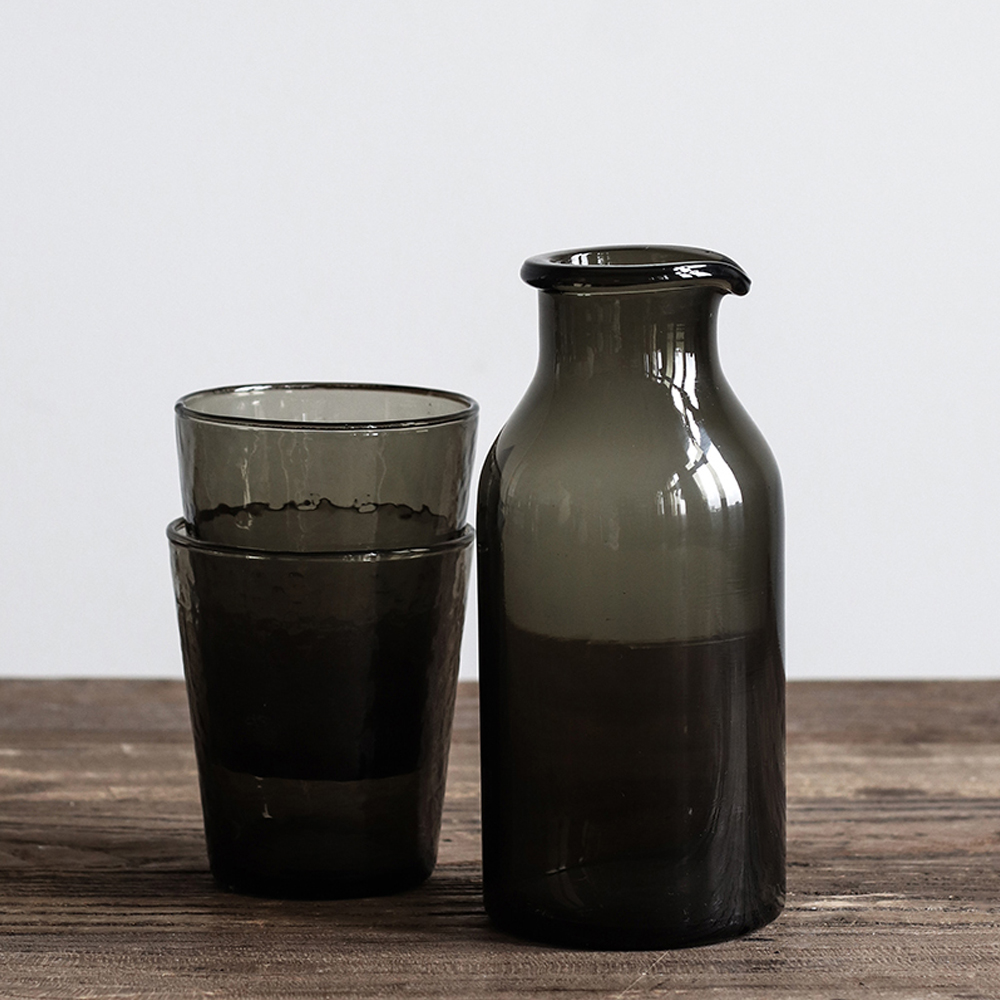 Ivy Mjölkkanna 60 cl Smoke