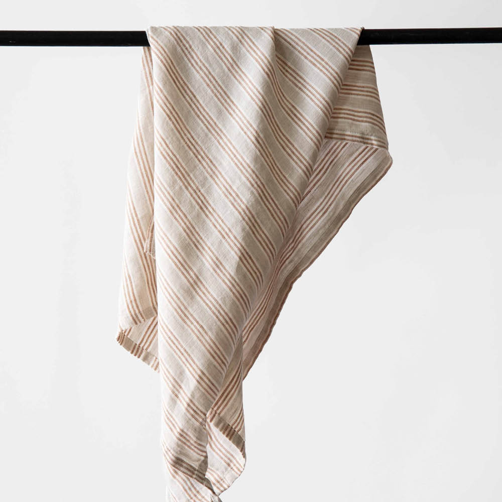 Lin K&ouml;kshandduk 50x70 cm Hazelnut Stripe