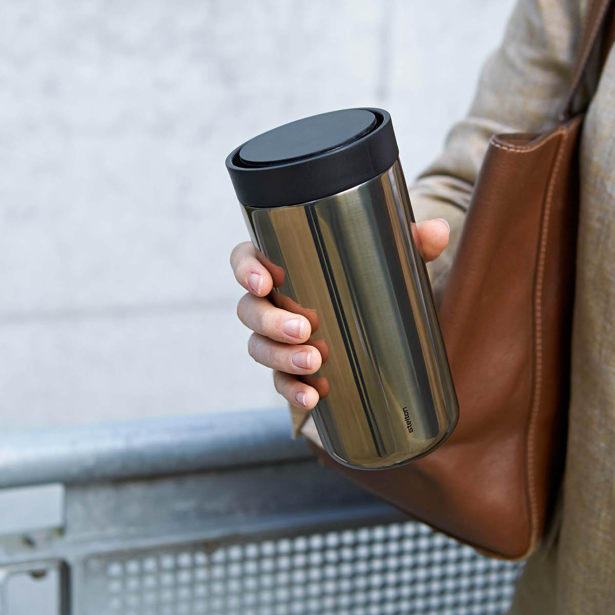 To Go Click Mugg 40 cl Guld