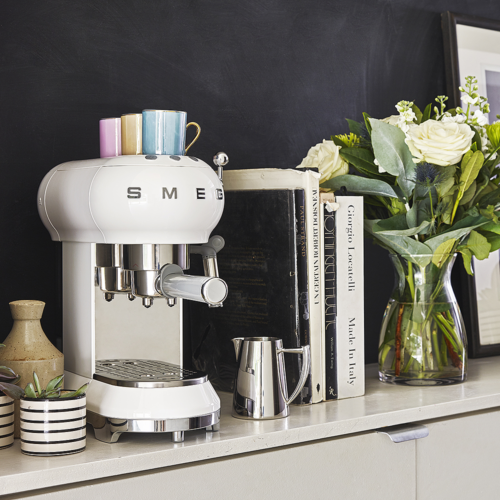 Smeg 50's Style Espressomaskin Vit