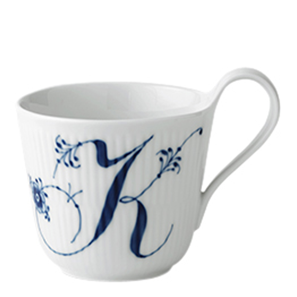 Blue Fluted Pl Alphabet Mugg 33 cl K