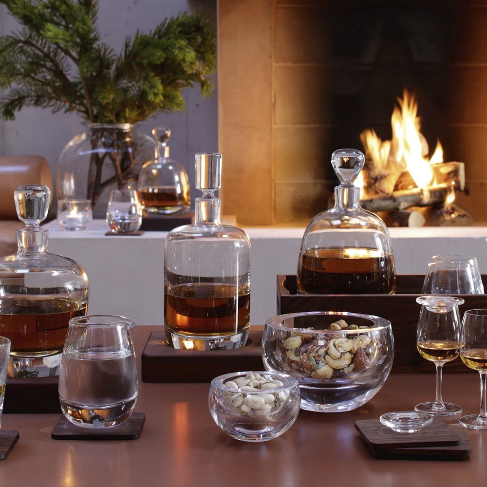 Whisky Islay Connoisseur Valnötsbricka 44 cm