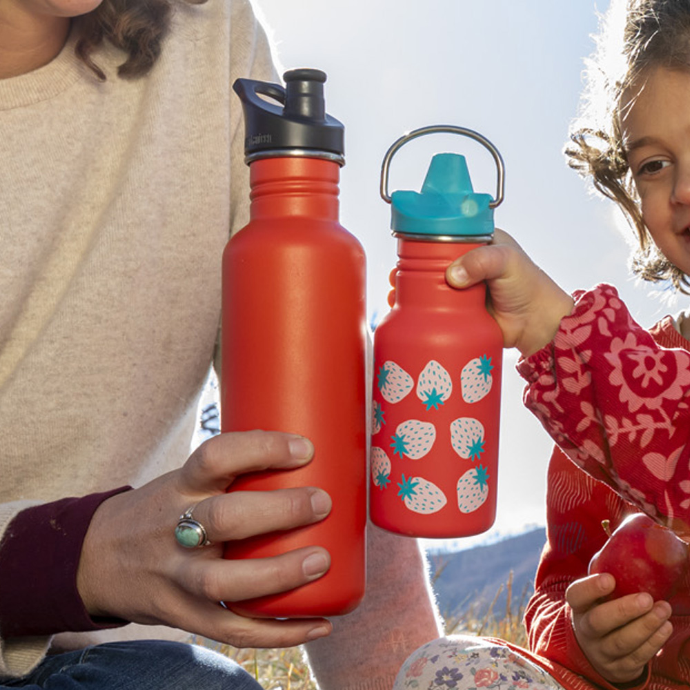 Kid Classic Narrow Sippy Pipmugg 35,5 cl Coral Strawberrys