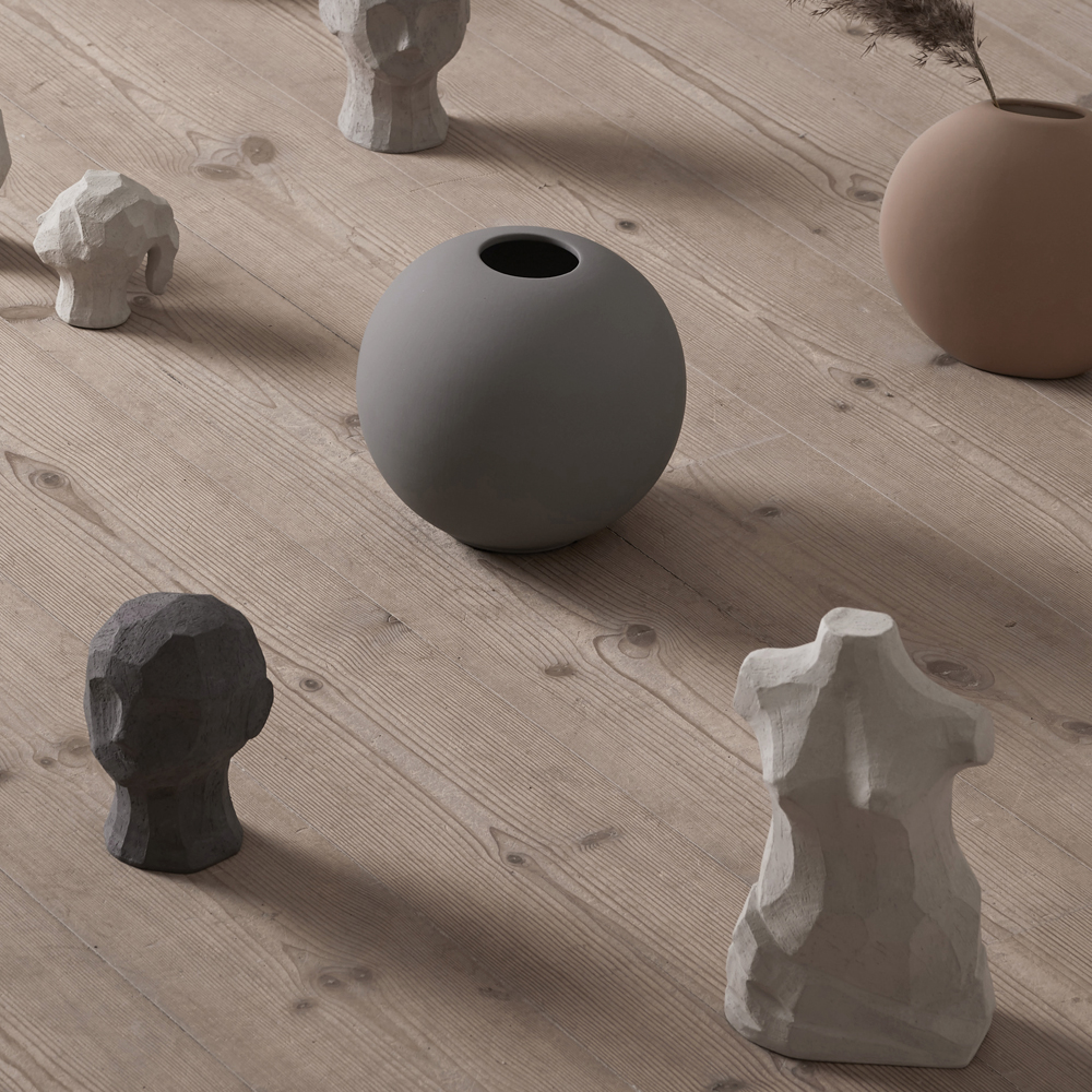 Eve II Skulptur Kalksten