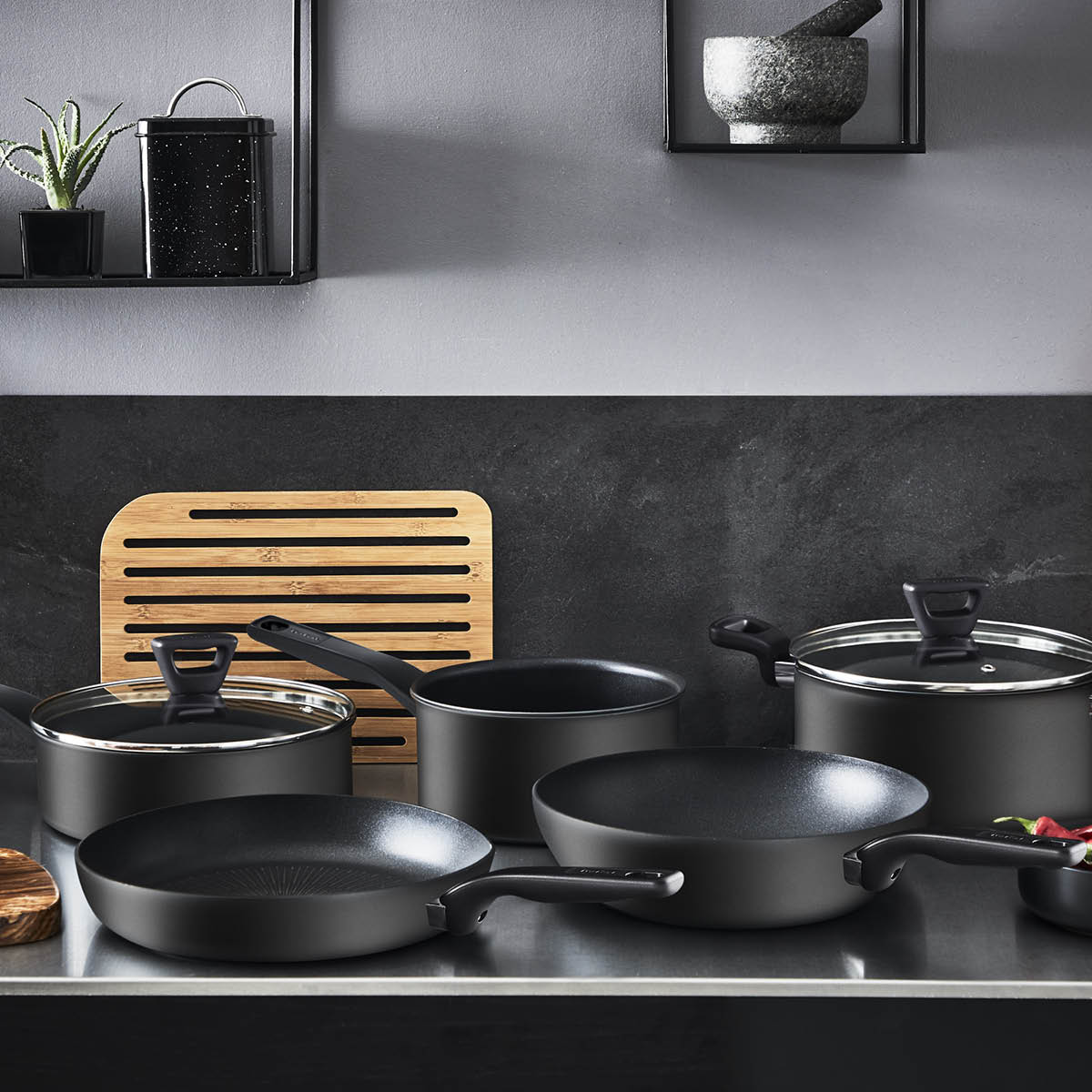 Hard Titanium Pro Stekpanna 2-Pack 24/28 cm Svart