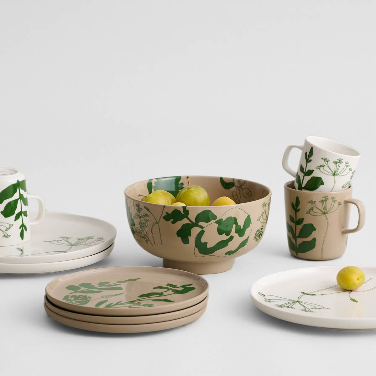 Toiva Elokuun Varjot Tallrik 20 cm Beige/Grön