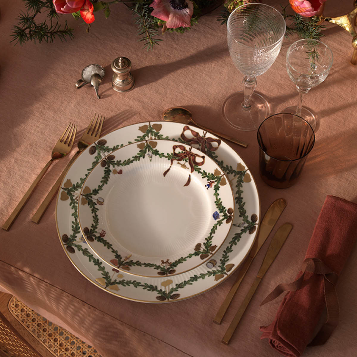 Star Fluted Christmas Tallrik 27 cm