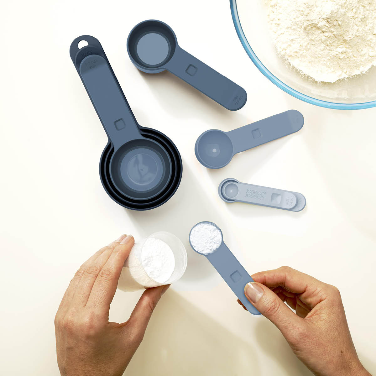 Nest Sky Måttsked 8-Pack Blåtoner