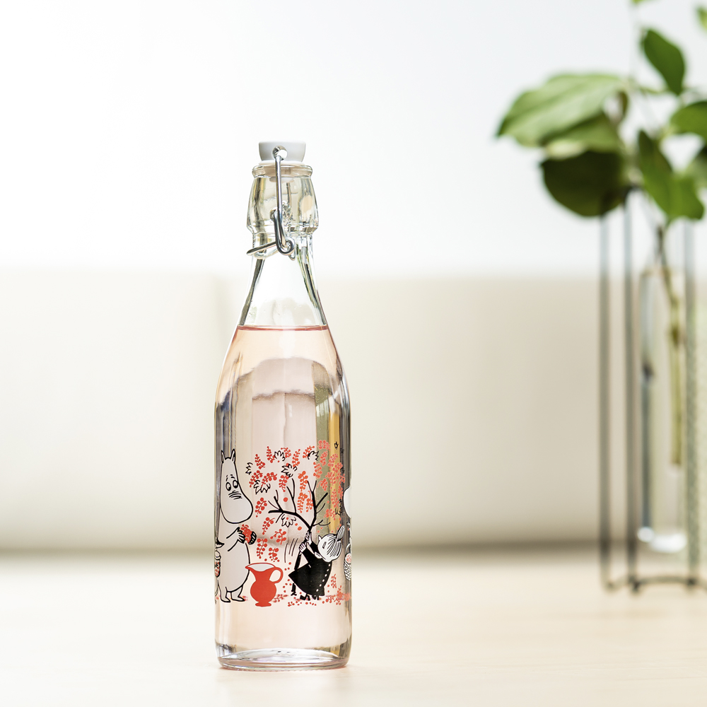 Mumin Glasflaska B&auml;r 0,5 l