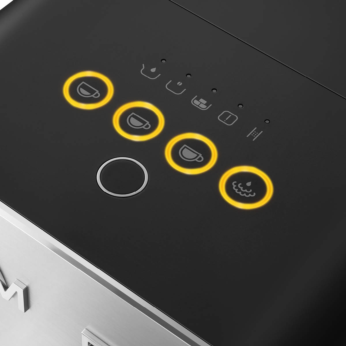 Smeg Helautomatisk kaffemaskin med Mj&ouml;lkskummare Matt Svart