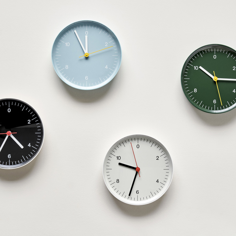 Hay Wall Clock Väggklocka 26 cm Svart