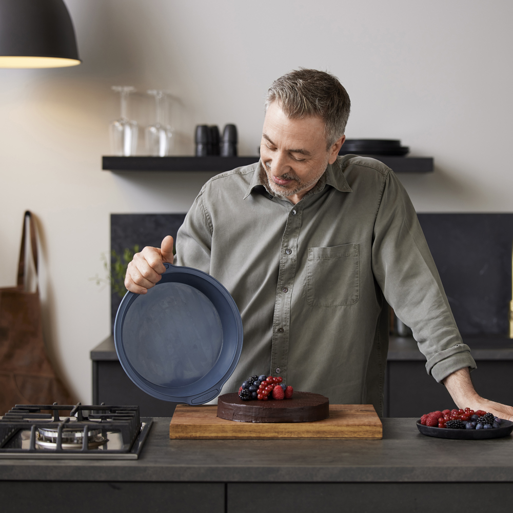 By Tareq Taylor Kakform Pecan 26x6,3 cm Indigo