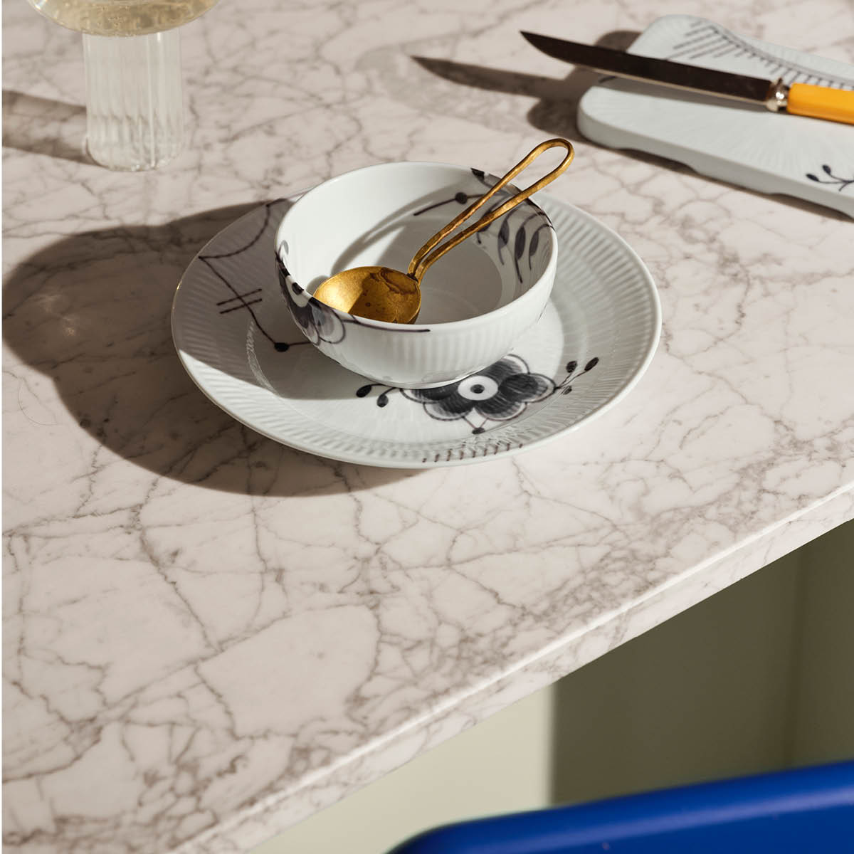 Black Fluted Mega Serveringsbricka 15,5 cm