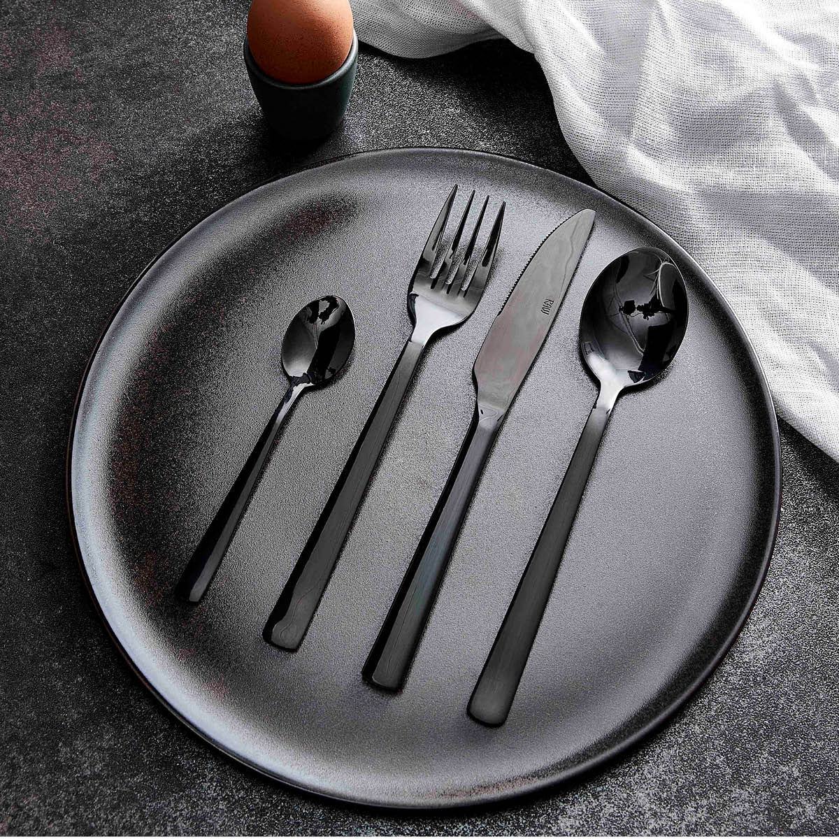 Raw Bestickset 16 delar Svart