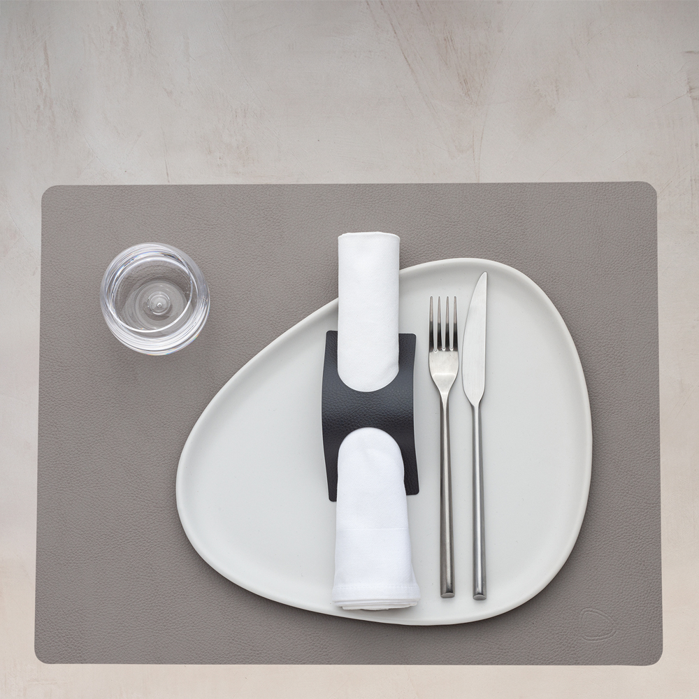 Leather Serene Square Bordstablett L 35x44 cm Ash