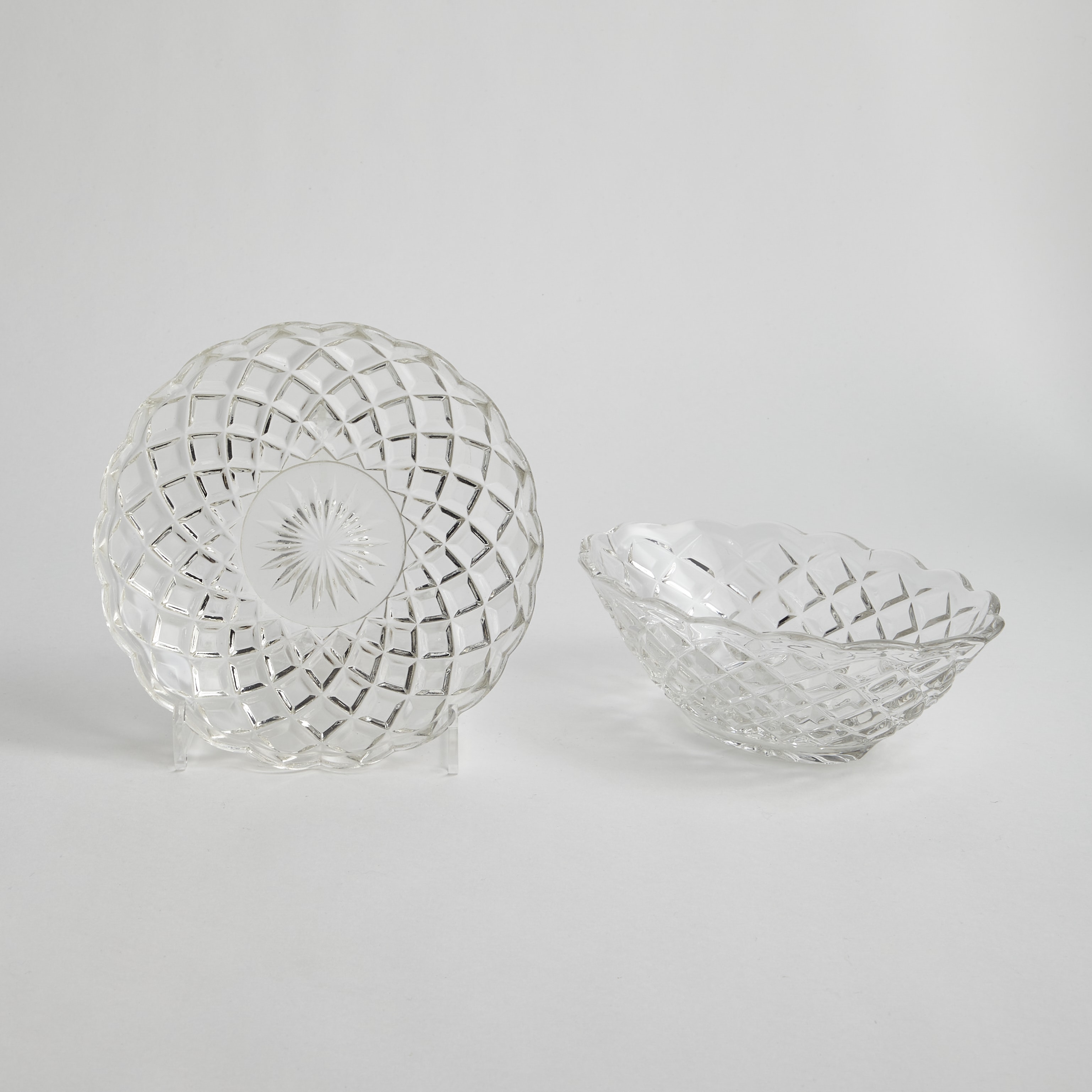 Skålar i Pressglas 2 st