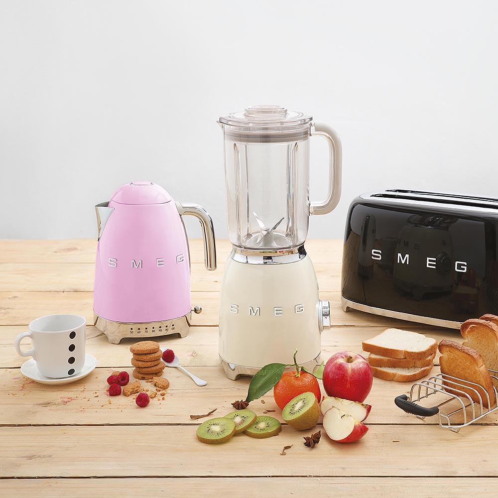 Smeg 50's Style Vattenkokare 7 temperaturer 1,7 L Rosa