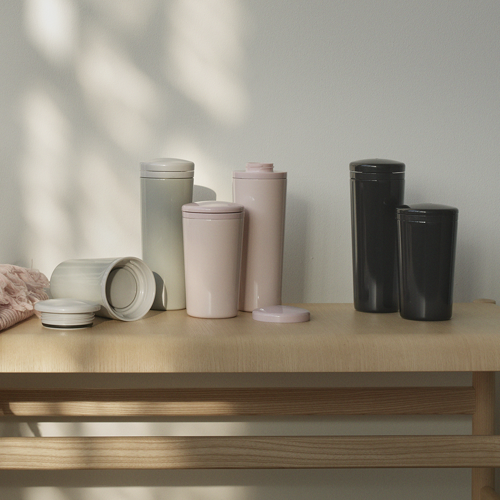 Carrie Termosmugg 40 cl Svart