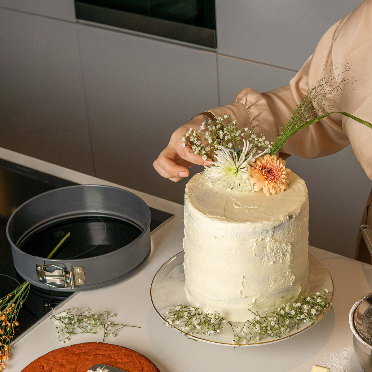 bAYk Springform 24 cm 2,9 L Kolstål MörkGrå