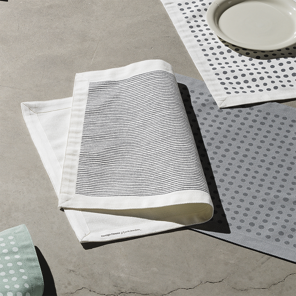 Tablett 37x50 cm prickig Grå