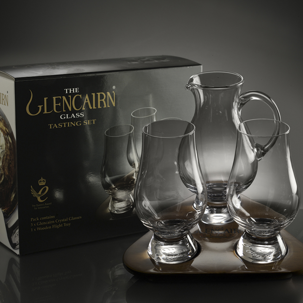 Whiskypaket med 2st Whiskyglas och Kanna på Ekbricka