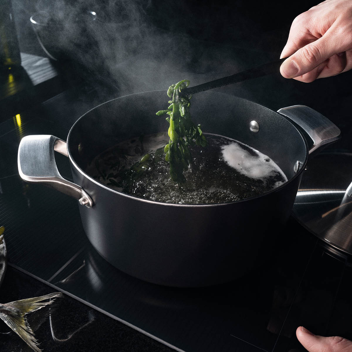 Taiten Gryta med lock 3,5 L Svart