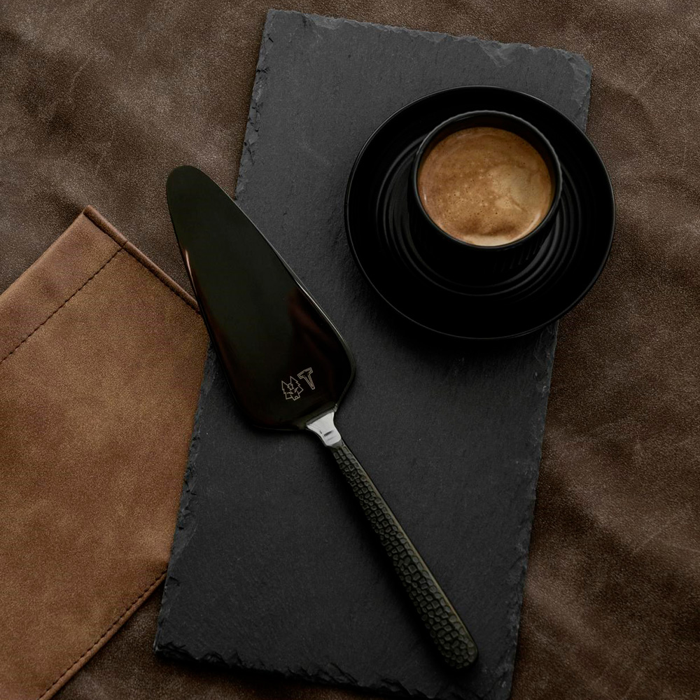 Frost Tårtspade 24 cm Svart