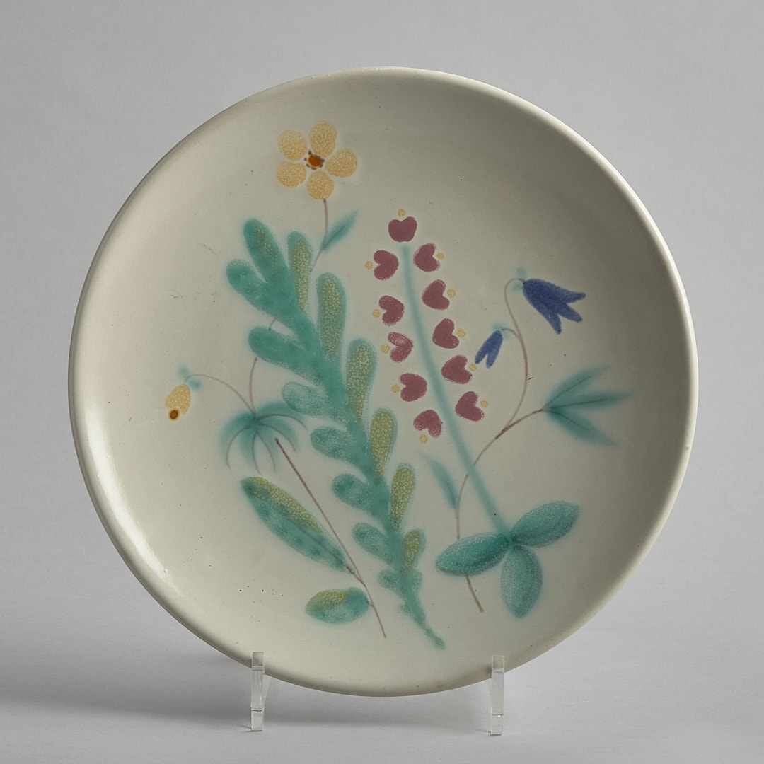 "Ängsblom" runt fat