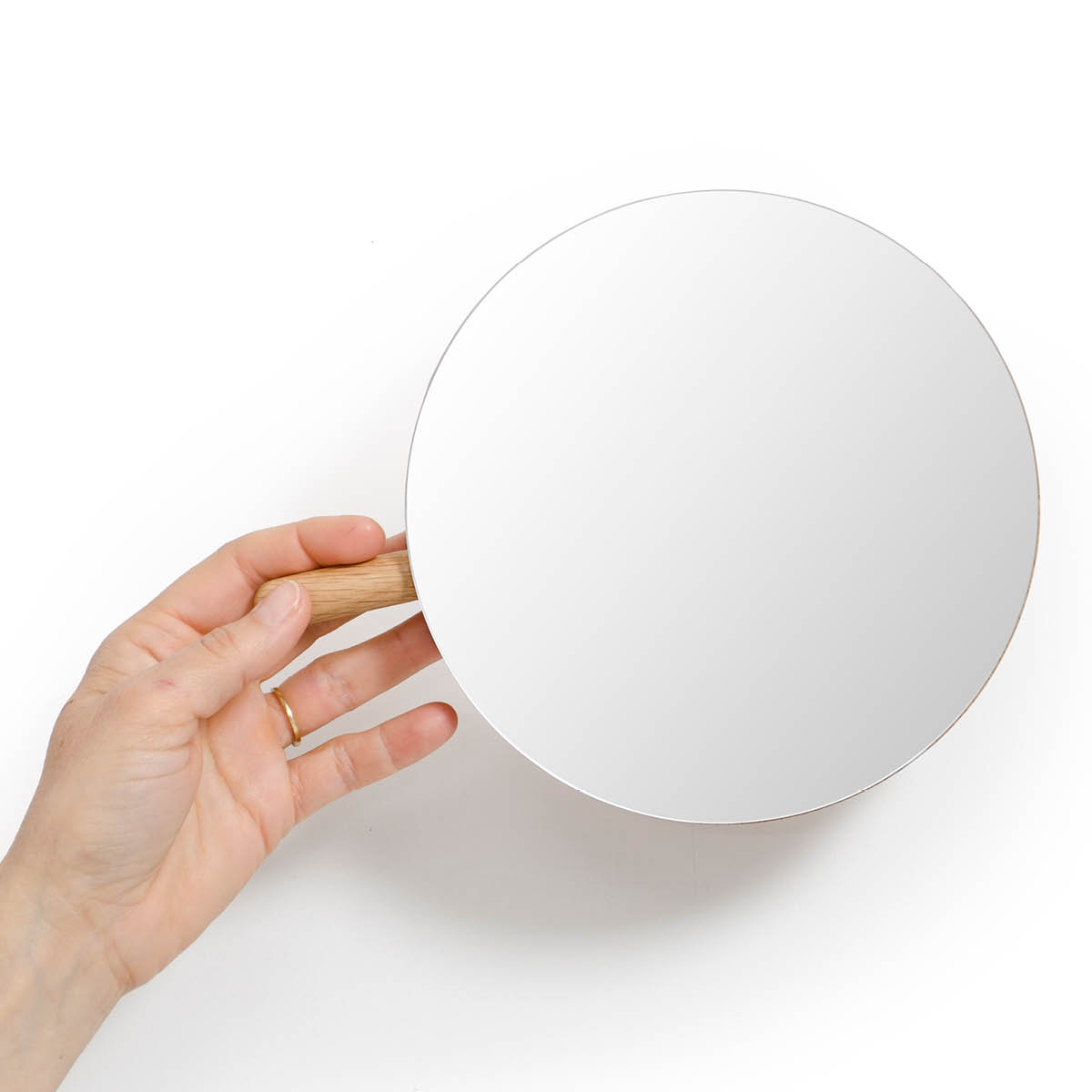 Magnify Mirror Förstorande Väggspegel 18 cm Ek