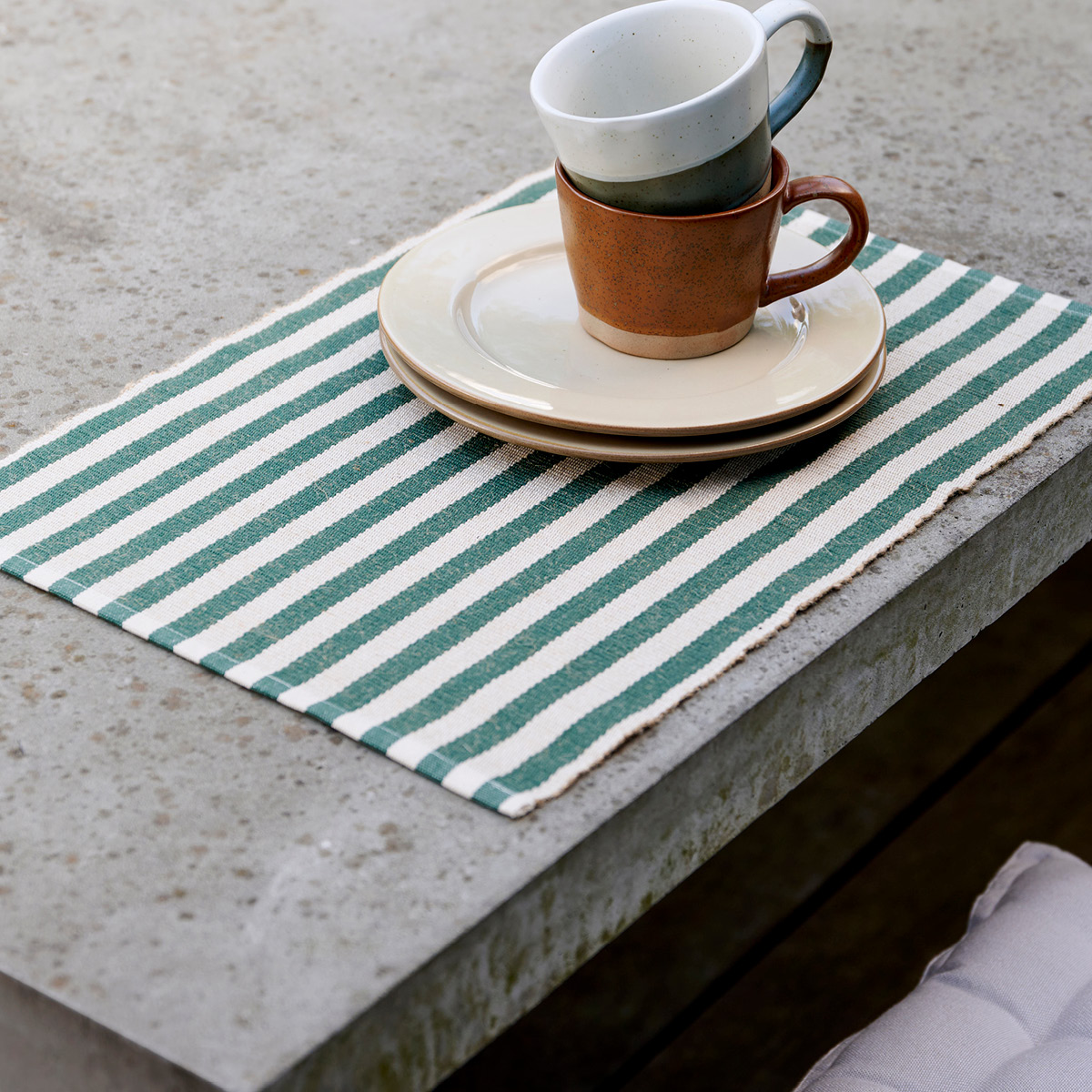 Statement Stripe Bordstablett 33x48 cm 2-pack Grön