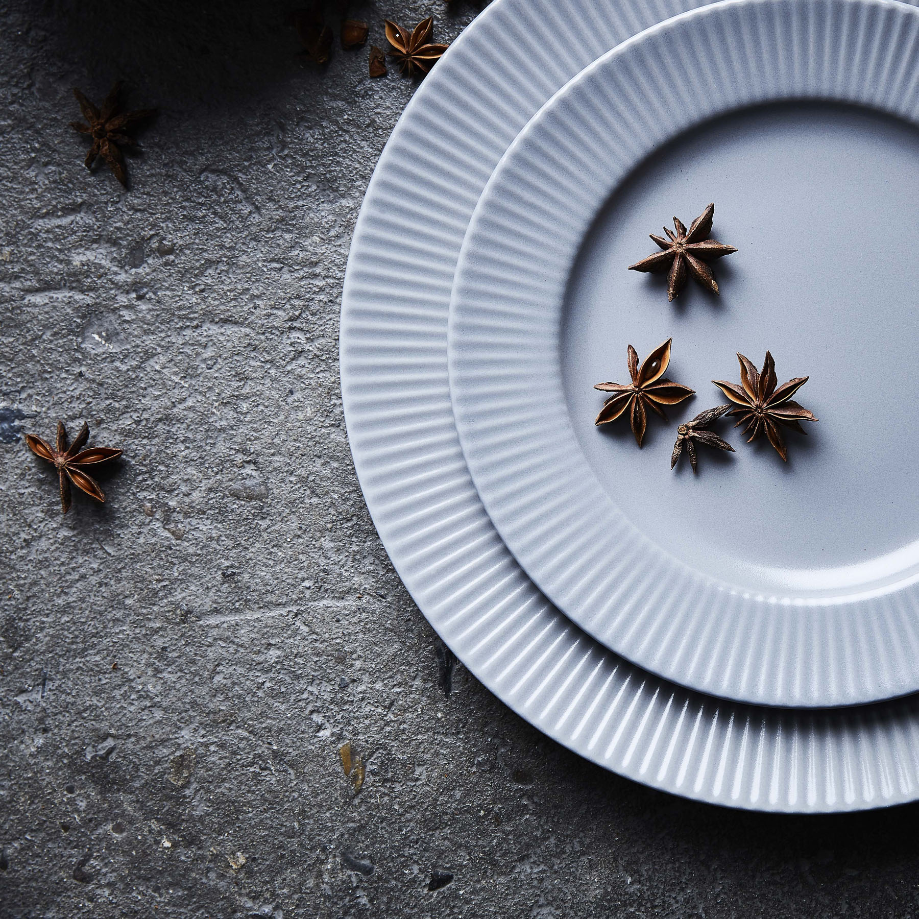 Groovy Tallrik 27 cm Grå