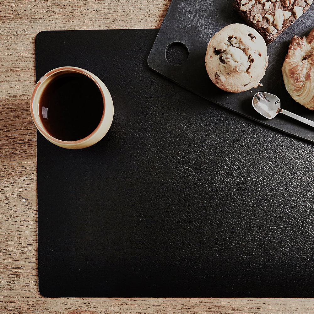 Nupo Square Tablett 35x45 cm Svart