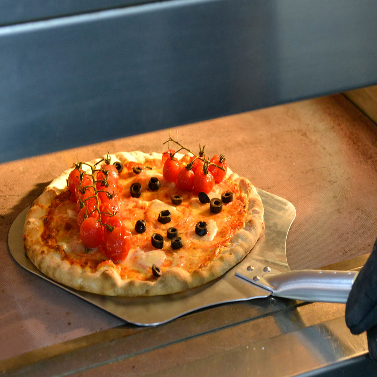 Pizzaspade Borstad Aluminium 36x31,5 cm