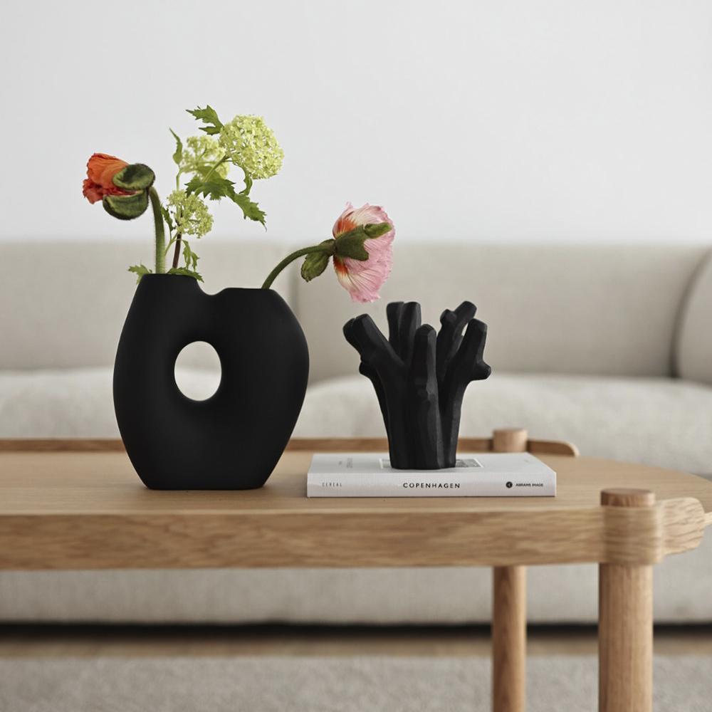 The Coral Tree Skulptur Coal