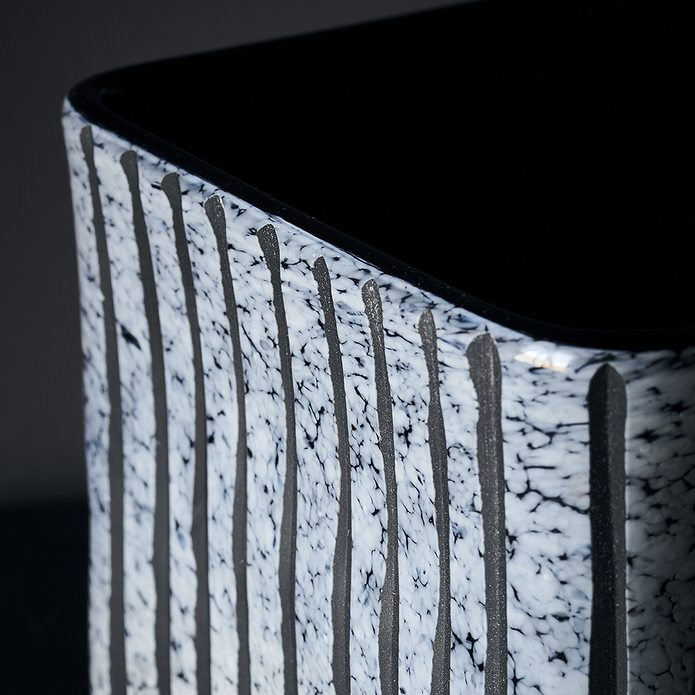 Surat Kruka 12 cm Svart