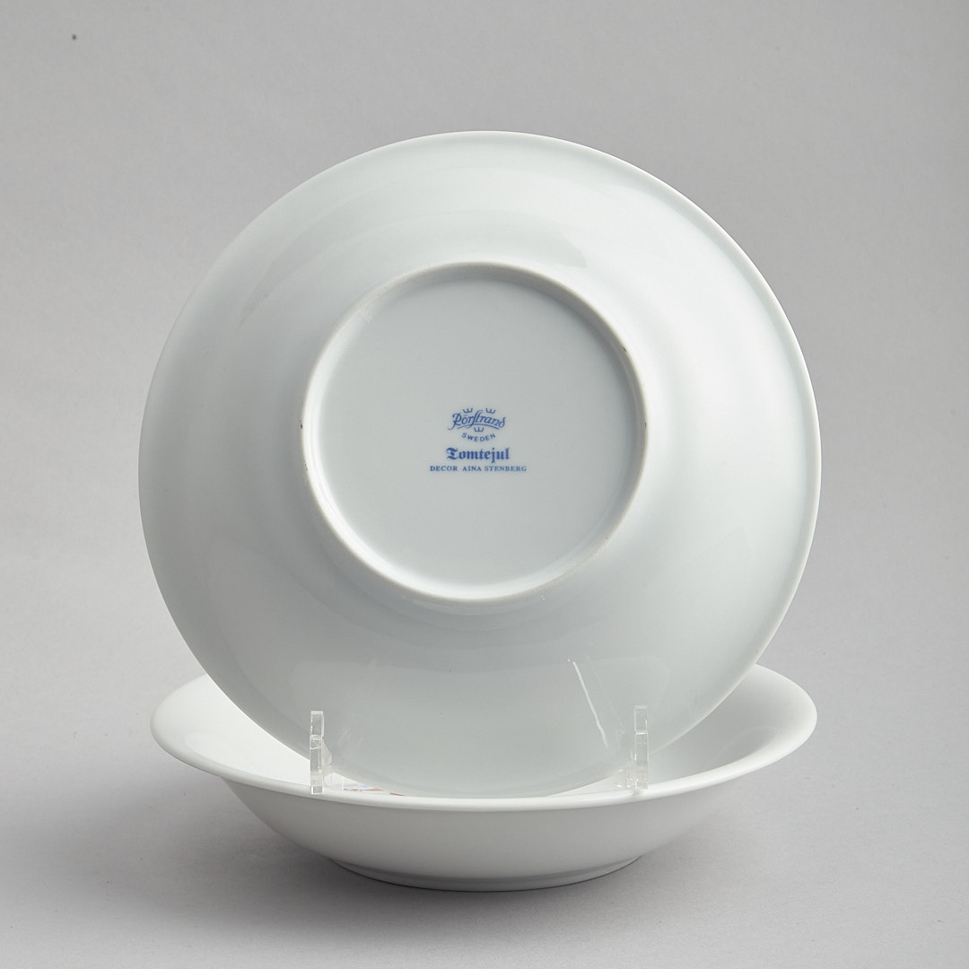 Tomtejul djupa tallrikar