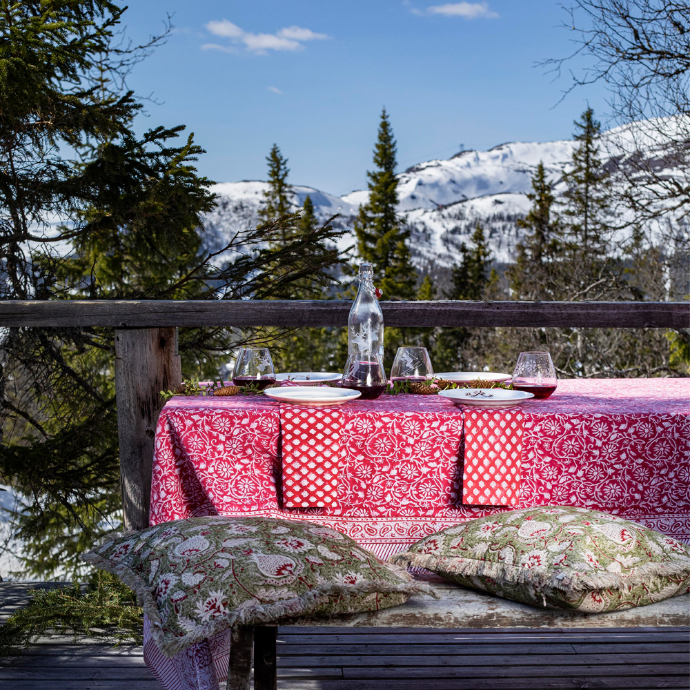 Margerita Duk 170x270 cm Röd