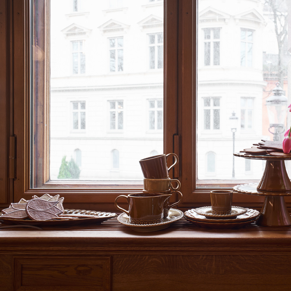 Tulipa Tallrik 26 cm Umbra