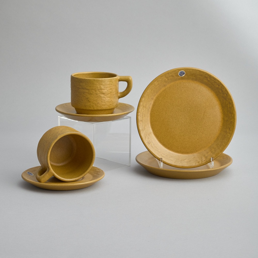 Tekoppar med fat 2 st Mari Simmulson