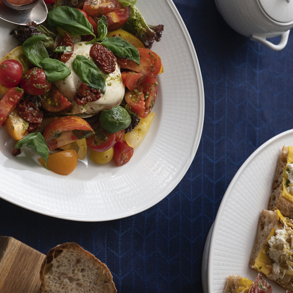 Swedish Grace Bordstablett 35x45 cm Midnatt