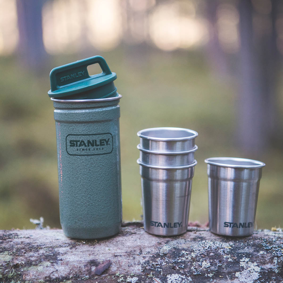 Tursett Adventure Gåvoset Flaska + Shotglas Grön