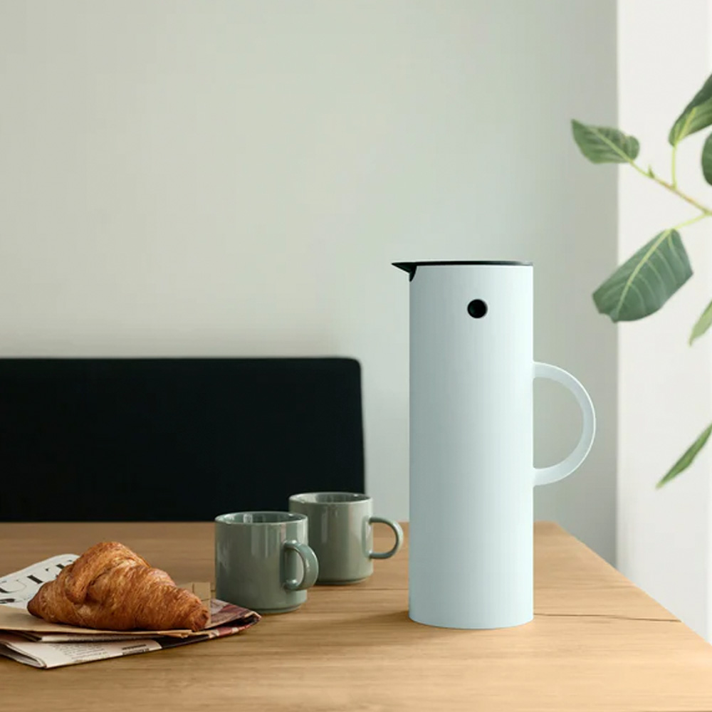 EM77 Termoskanna 1 L Soft Ice Blue