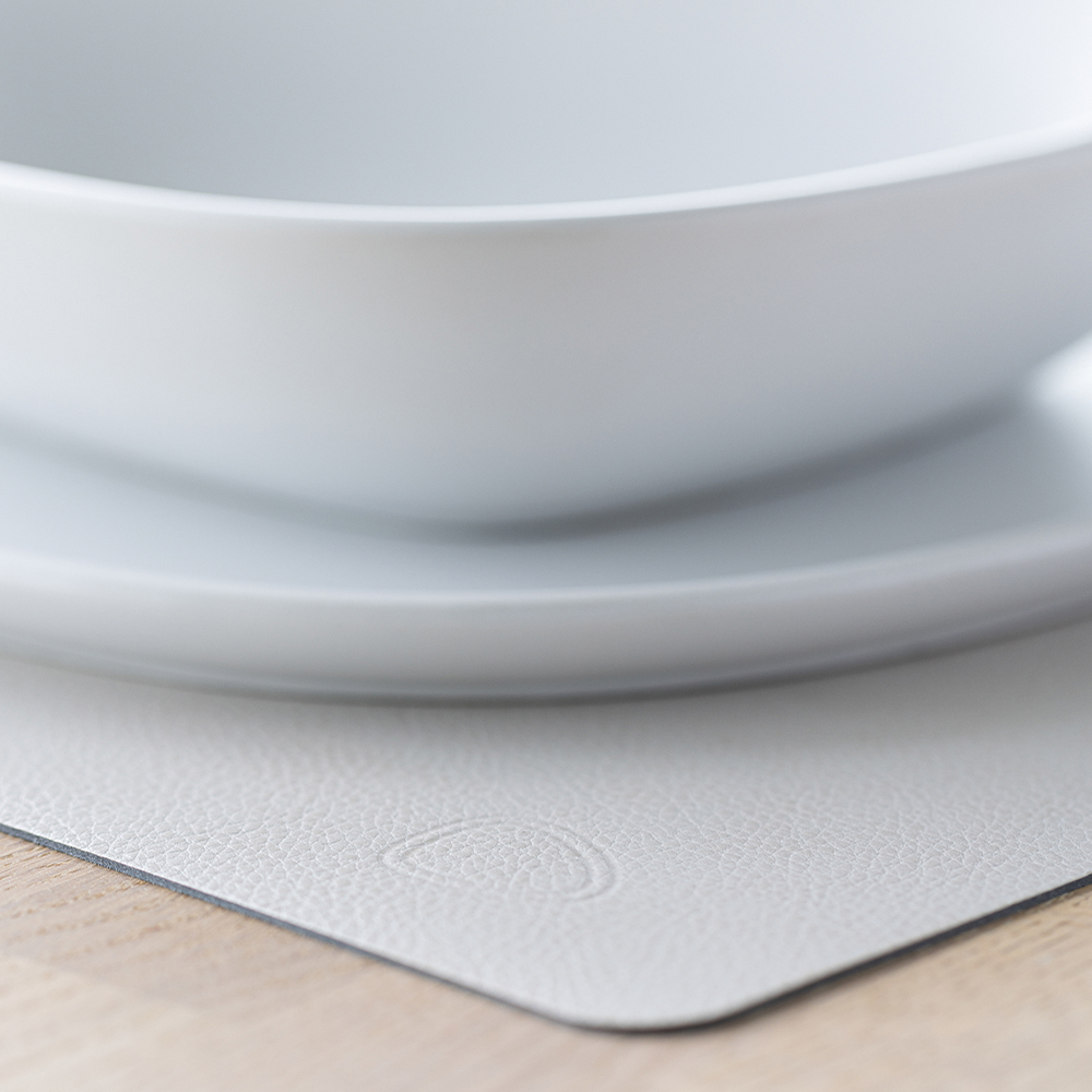 Leather Serene Rectangle Bordstablett 26x34 cm Cream