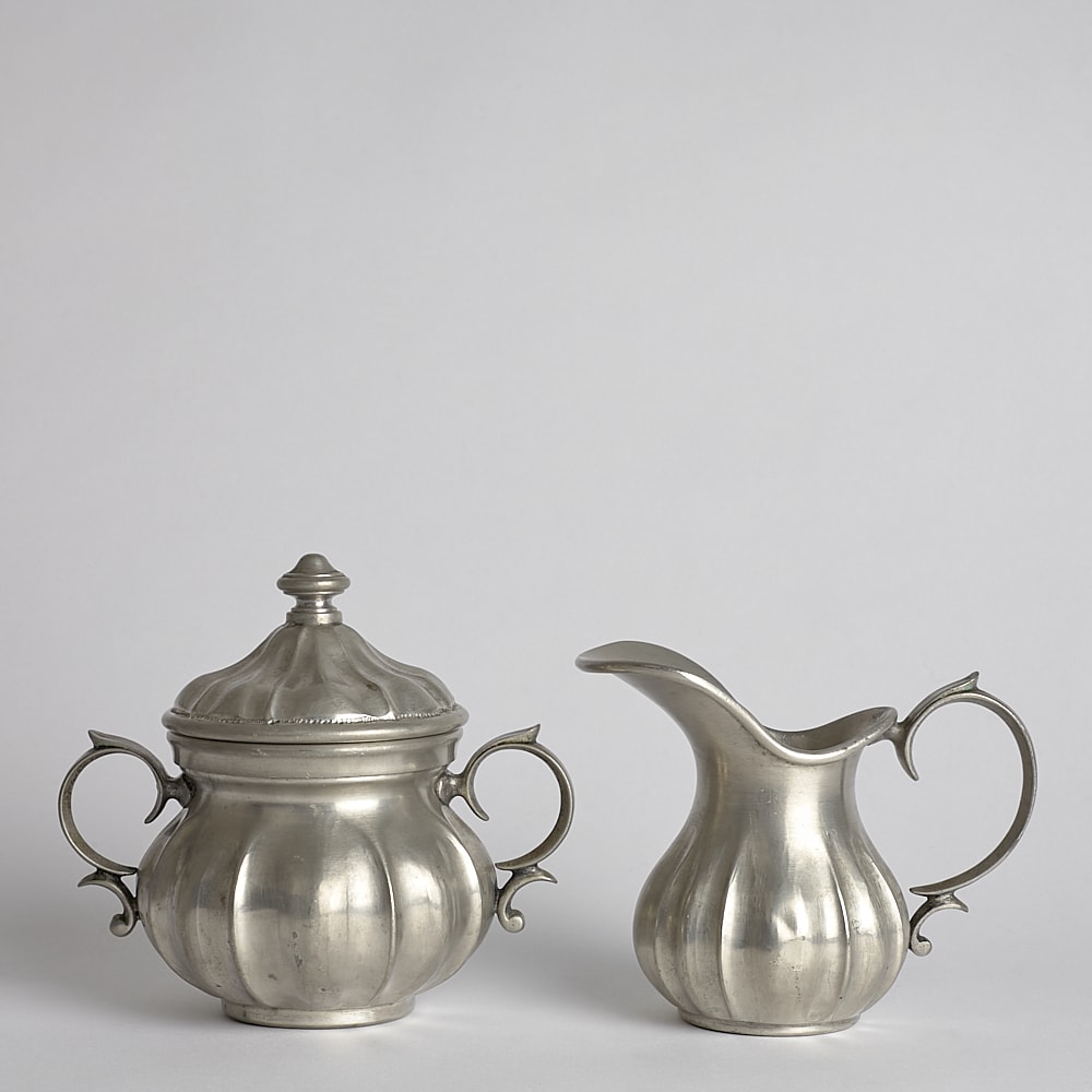 Gräddkanna och Sockerskål i Tenn