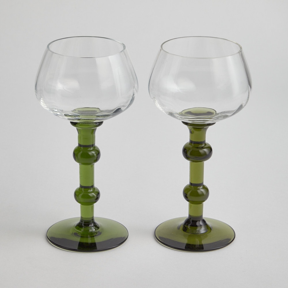 SÅLD Remmare på grön fot 10 st