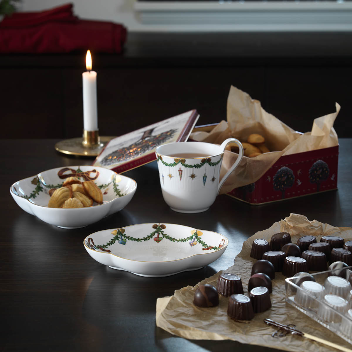 Star Fluted Christmas Serveringsfat 22 cm