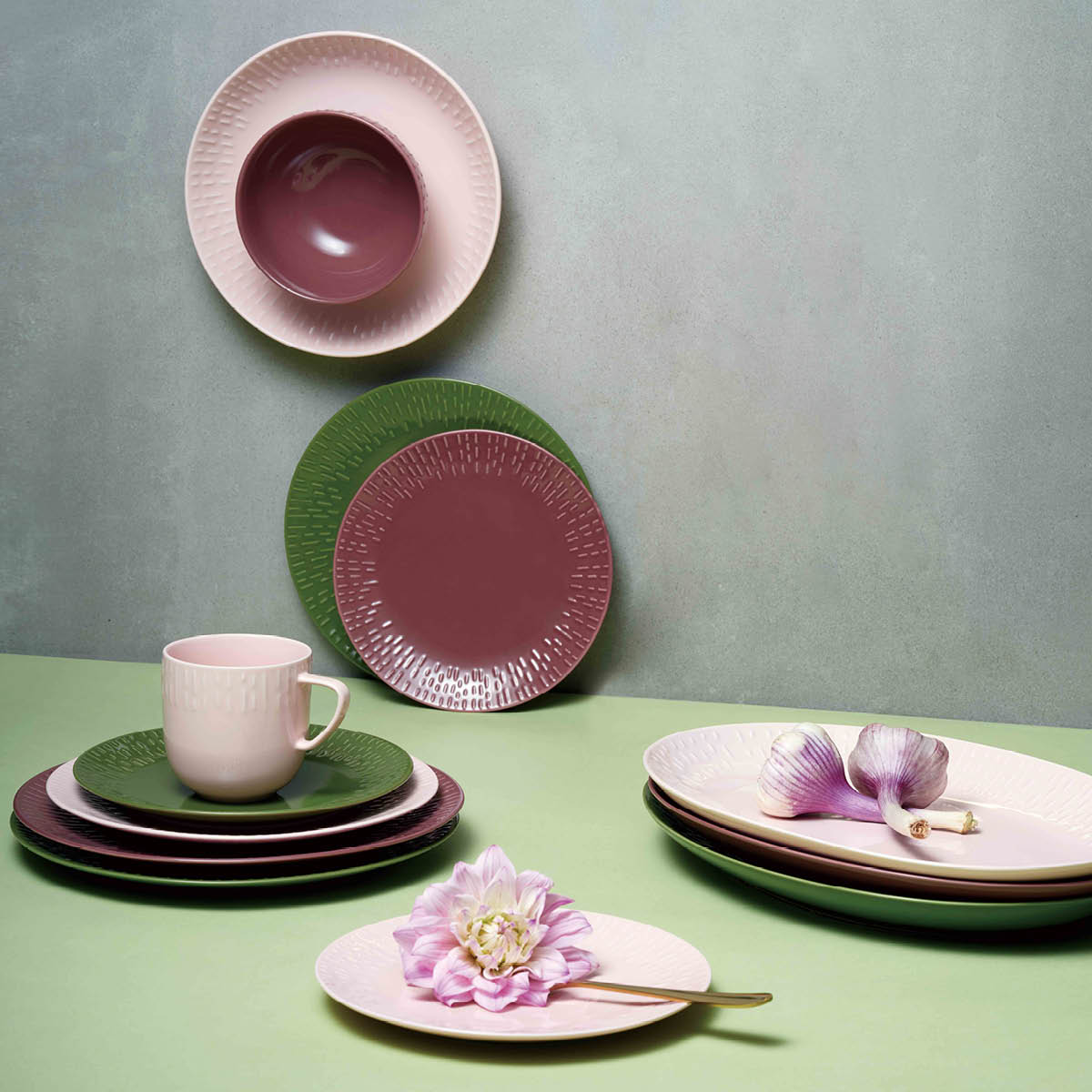 Confetti Tallrik 27 cm Bordeaux